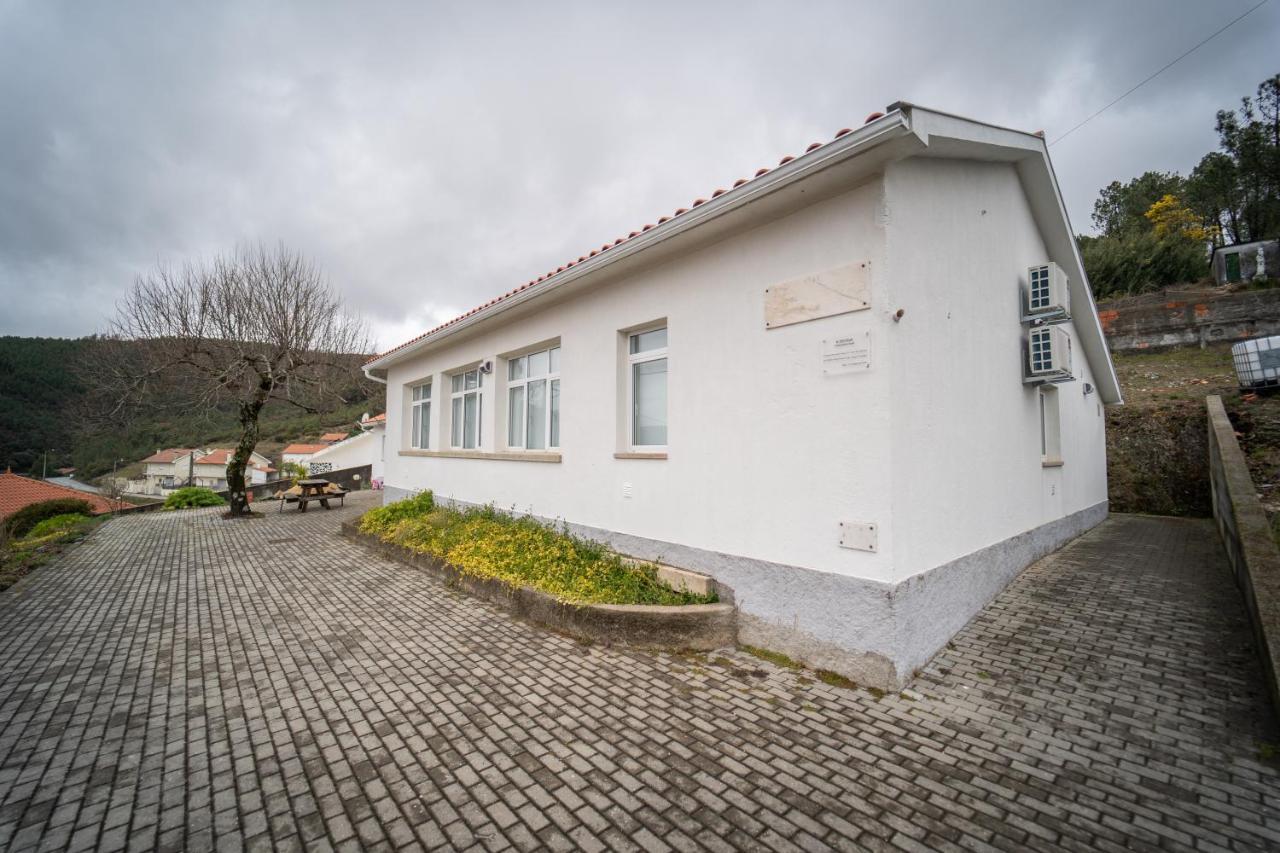 Casa Rural "A Escola" - Meas, Pampilhosa Da Serra Extérieur photo