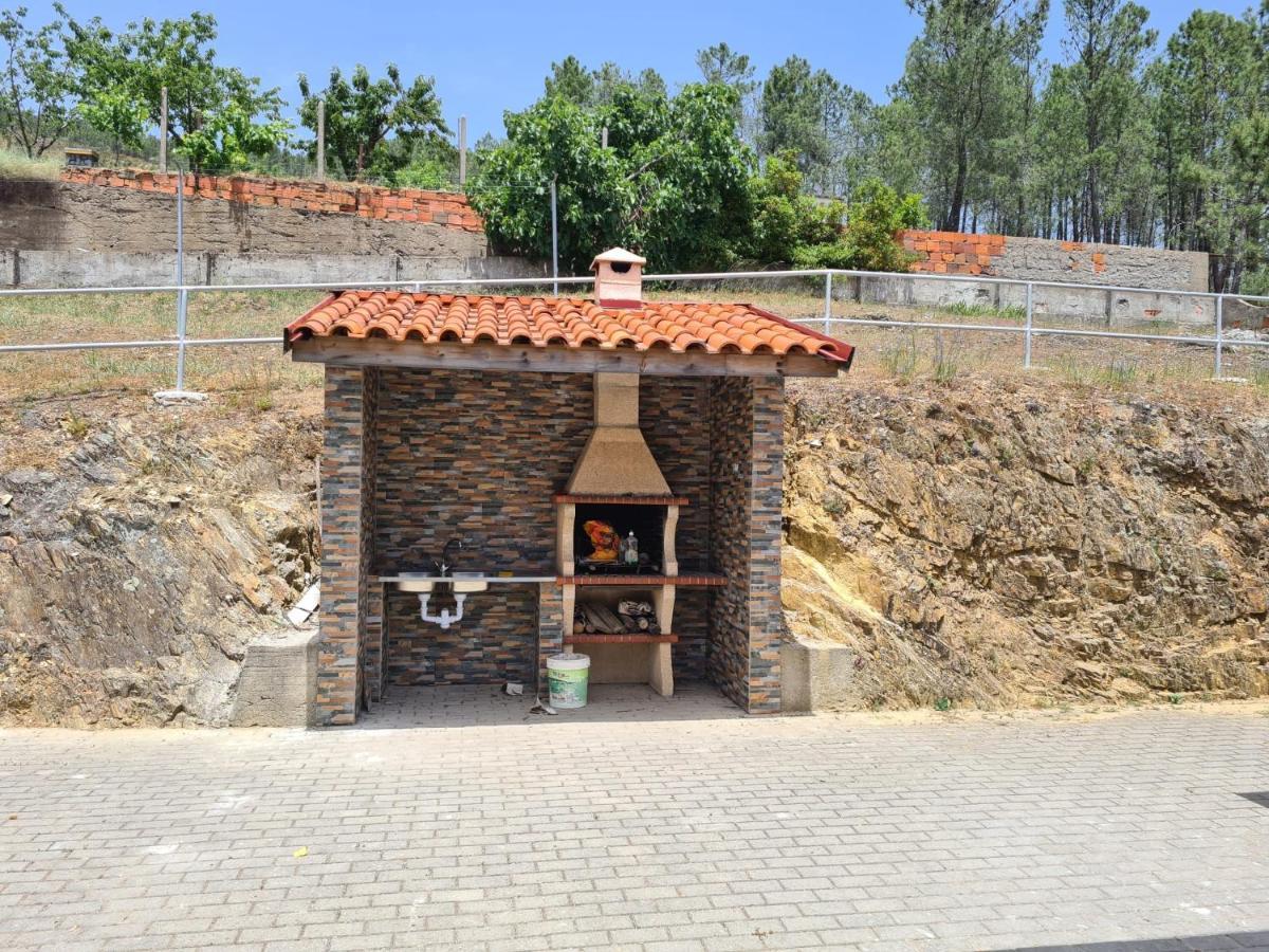 Casa Rural "A Escola" - Meas, Pampilhosa Da Serra Extérieur photo