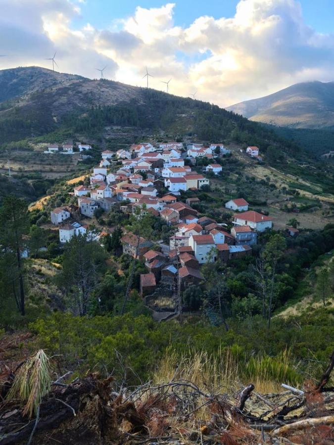 Casa Rural "A Escola" - Meas, Pampilhosa Da Serra Extérieur photo